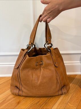 New Ruehl No.925 Caramel Brown Leather Shoulder Bag
